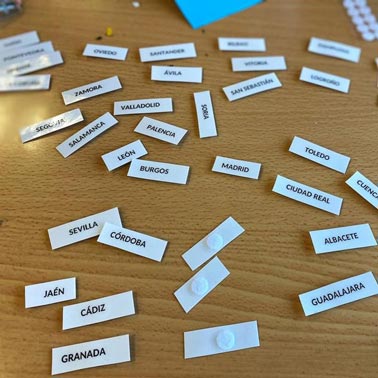 City name labels that stick to the Velcro included with the potato to create interactive activities.